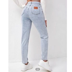 SHEIN High Waste Mom Fit Jeans
